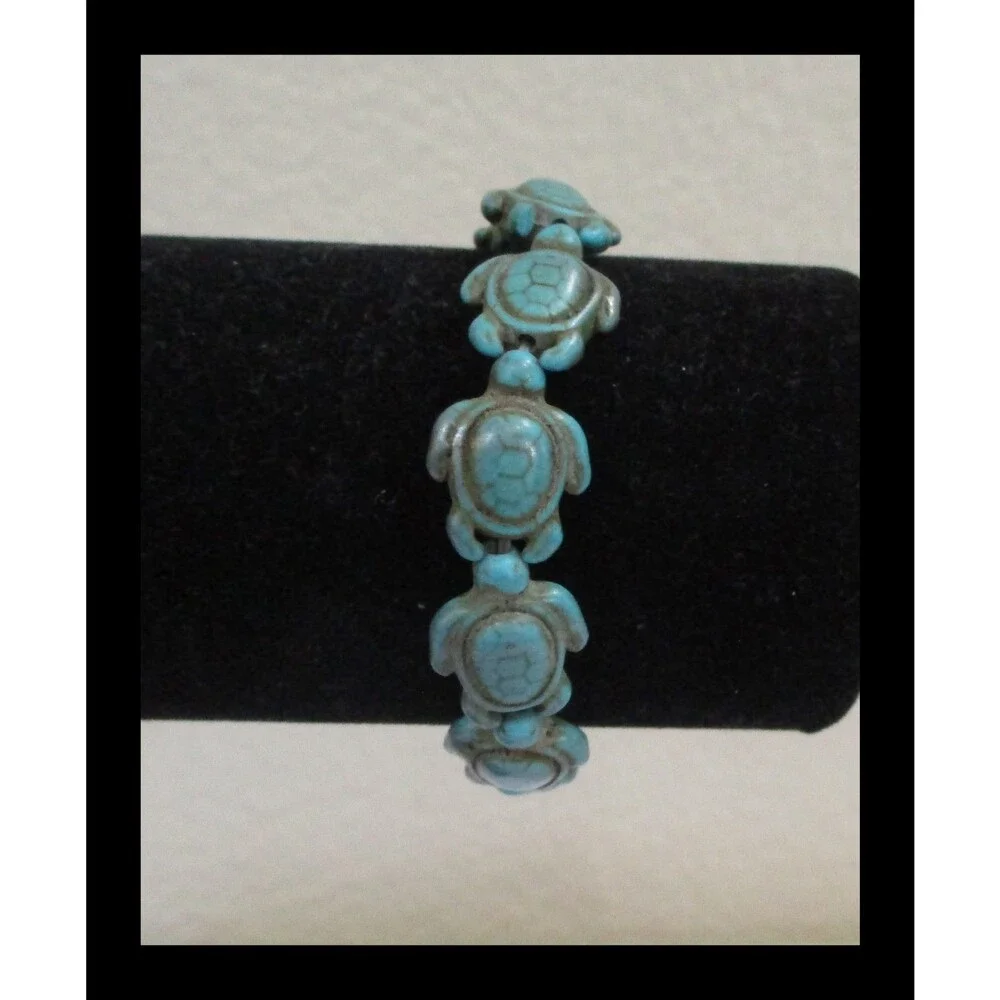 Turquoise Blue Colored Sea Turtle Beaded Stretch Bracelet BR-07